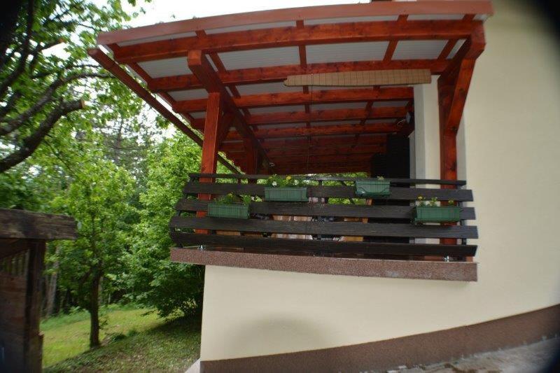 Holiday Home Coprnicka Hisa Skrad Exteriér fotografie