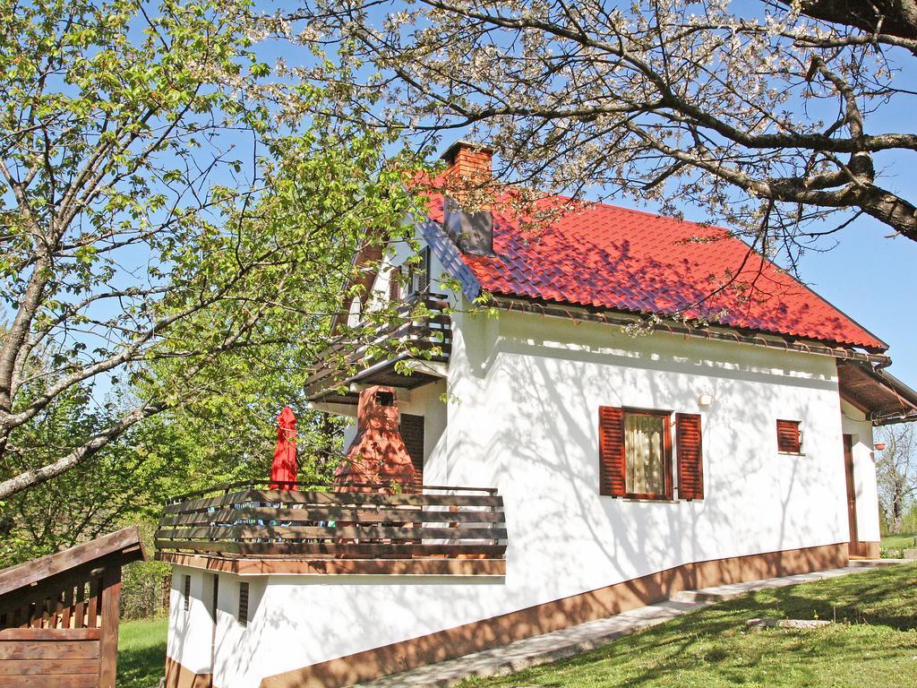 Holiday Home Coprnicka Hisa Skrad Exteriér fotografie